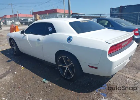 2013 Dodge Challenger Sxt Plus из США, поврежденный, VIN 2C3CDYAGXDH562201